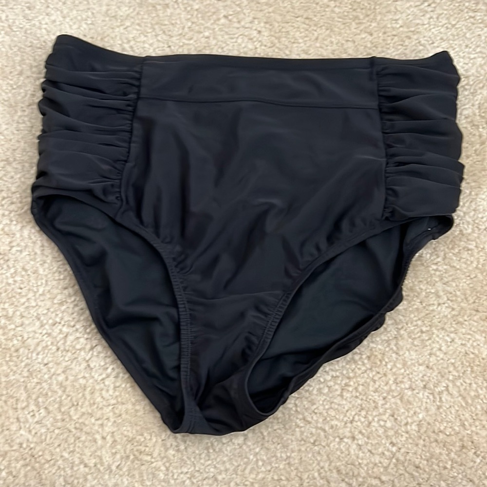 NWT Kona SolBlack Ruched High Waisted Swim Bottoms Size 14